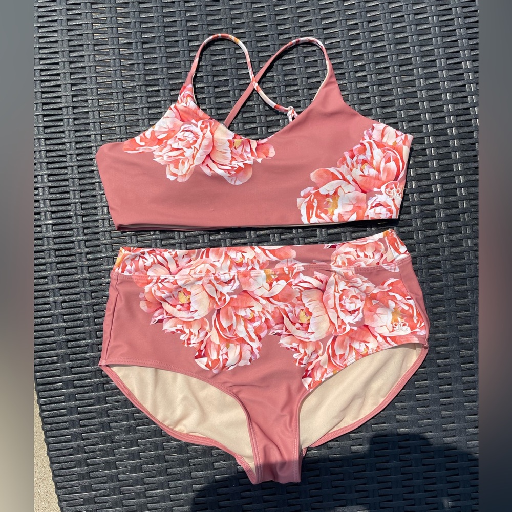 Albion Garden Rose Rise Bralette & High-Waisted Bottoms
